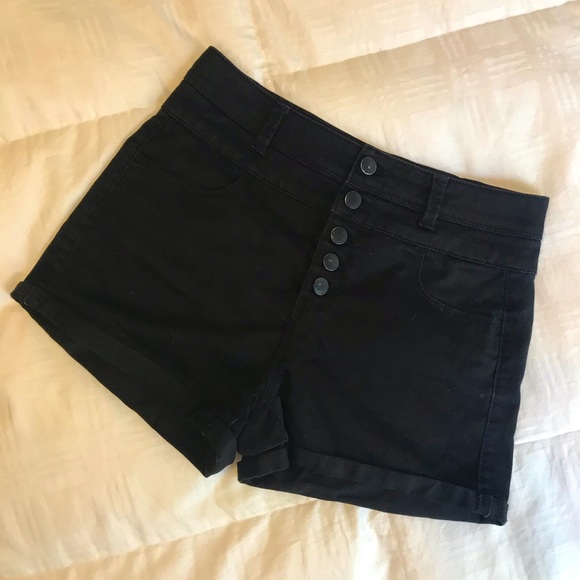 High-Waisted Black Shorts - Picture 1 of 2